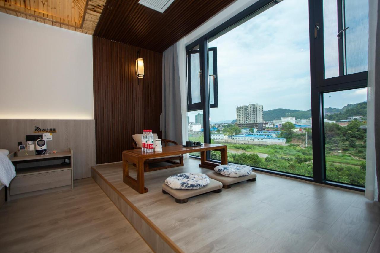 Heaven'S Gate Home Stay --Free Pick Up Service--Panoramic View Of Tianmen Mountain Zhangjiajie Exterior foto